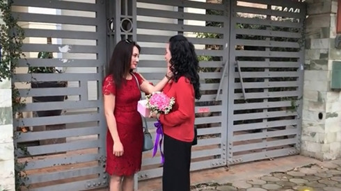 Tập cuối: Chửi nhau cho nhiều rồi giờ bà Phương lại đến khóc lóc cầu xin Vân Ảnh 2