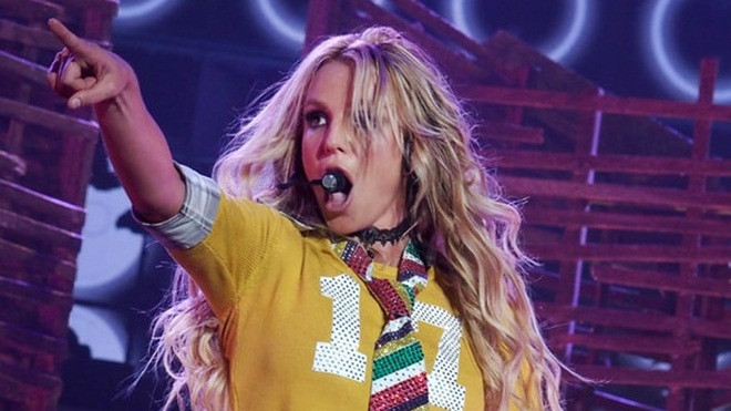Đừng đùa! Britney Spears cũng có đến 6 lần hát live xuất sắc rồi đấy Ảnh 2
