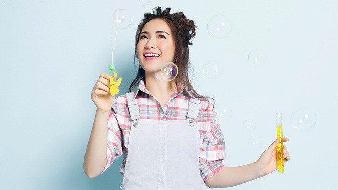 Hoà Minzy đáng yêu trong bộ hình mới, bật mí tung 'hàng độc' vào tháng 7 Ảnh 2