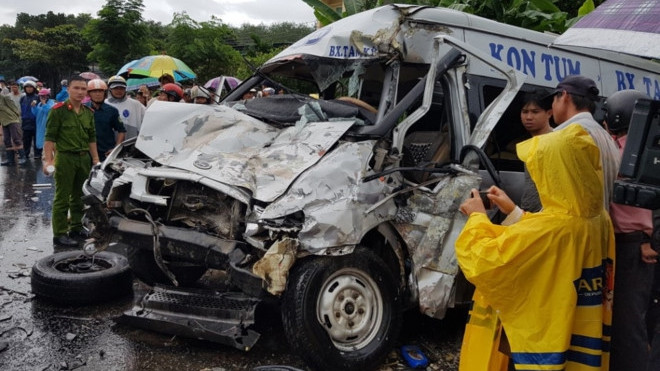 24 người nghi phơi nhiễm HIV khi cứu người bị tai nạn ở Kon Tum Ảnh 2