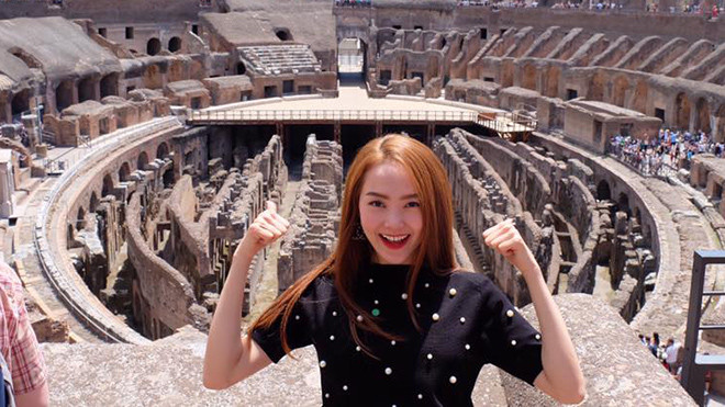Minh Hằng háo hứng khám phá đấu trường La Mã Ảnh 2