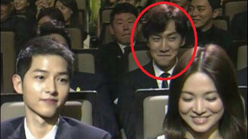 Chàng trai 'đen đủi' nhất trong ngày vui của cặp đôi Song Joong Ki - Song Hye Kyo chính thức lên tiếng Ảnh 2