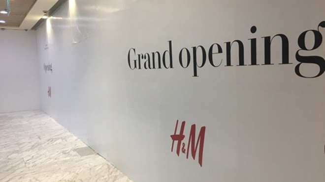 HOT: 24/7 store đầu tiên của H&M sắp hoàn thiện nhưng tận tháng 9 mới mở cửa đón khách? Ảnh 2