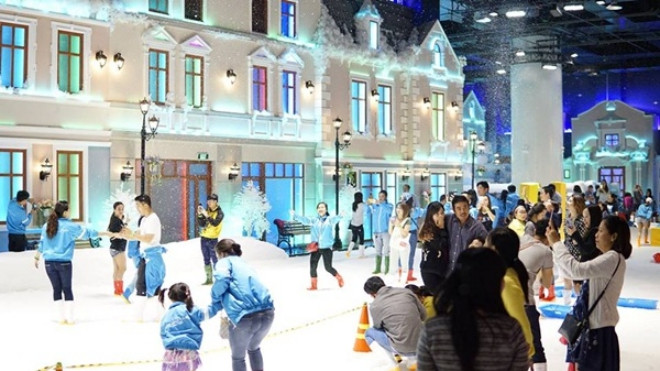 'Đập tan' cái nóng mùa hè tại khu trượt tuyết lớn nhất Đông Nam Á Ảnh 2