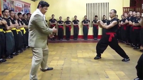 Võ sư Pierre Flores chờ Huỳnh Tuấn Kiệt, nhưng không thấy hồi âm Ảnh 2