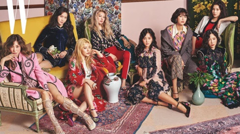 Fan 'muốn xỉu' với loạt hình SNSD diện Gucci trên tạp chí Ảnh 2
