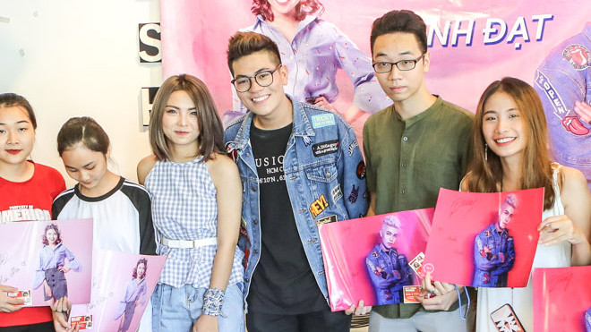 Hiền Mai - Ngô Anh Đạt 'cháy' hết mình cùng người hâm mộ trong fan meeting đầu tiên Ảnh 2