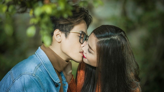 Chưa bao giờ Hà Anh Tuấn khóa môi Thanh Hằng nồng nàn đến thế này Ảnh 2