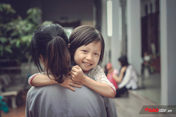 Chuyện về những em bé ở các mái ấm: Vật chất đủ đầy nhưng thiếu hơi ấm của tình thân