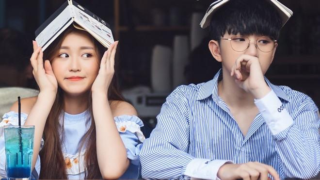 Vừa về 'nhà' Ông Cao Thắng - Đông Nhi, Han Sara lập tức có ngay 'gà bông' Ảnh 2