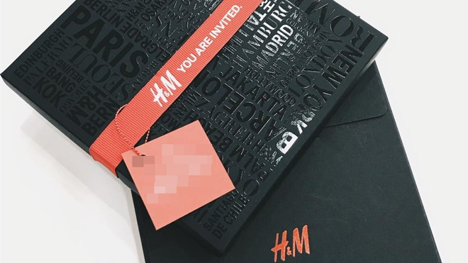 Clip: Cận cảnh chiếc vé mời đang được săn đón nhiều nhất làng thời trang Việt Ảnh 2