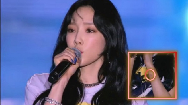 Hậu hỗn loạn sân bay, Taeyeon kiệm lời 'đánh nhanh rút gọn' trong đêm nhạc tại Indo Ảnh 2