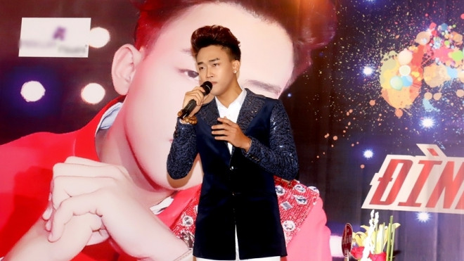 'Soái ca Bolero' Đình Phước mừng sinh nhật bằng bộ đôi album hoành tráng Ảnh 2