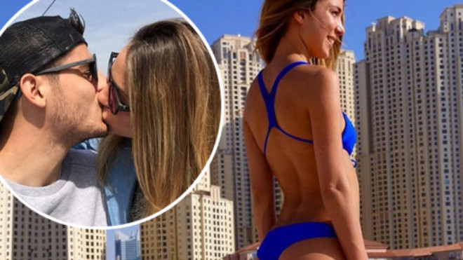 Trước Derby London: “Bom tấn” Chelsea được gái xinh tiếp “doping” Ảnh 2