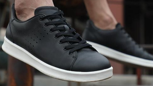 Xiaomi đầu tư giày Free Tie Leather Shoes - mẫu giày da siêu nhẹ 9,6g, giá bán gần 700.000 đồng Ảnh 2