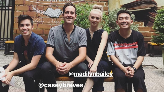 Sam Tsui bất ngờ xuất hiện tại Sài Gòn, hào hứng thưởng thức đồ ăn Việt Nam cùng Phở Đặc Biệt Ảnh 2