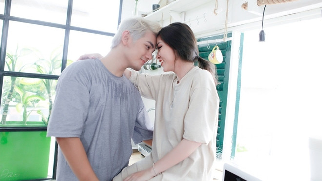 Chẳng thể ngờ Sơn Ngọc Minh cùng 'bạn gái cũ' từng mặn nồng thế này Ảnh 2