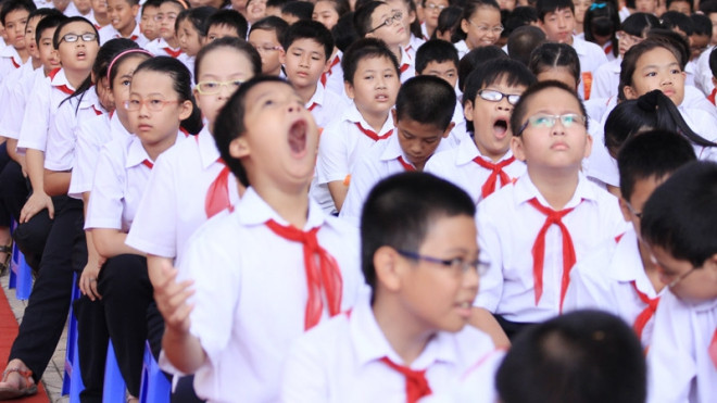 Những khoảnh khắc siêu hài hước trong ngày khai trường Ảnh 2