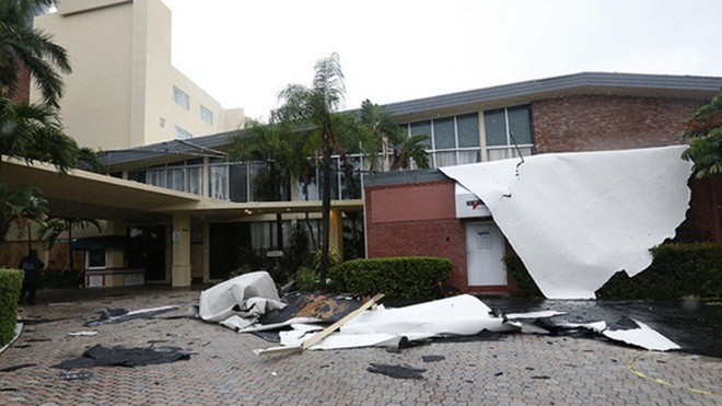 Bão Irma thổi bay nhà tù, hơn 100 tù nhân trốn thoát Ảnh 2