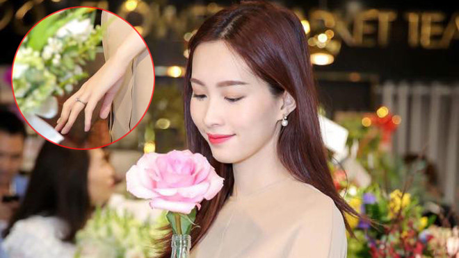 Hoa hậu Thu Thảo khéo léo khoe nhẫn đính hôn bằng kim cương Ảnh 2