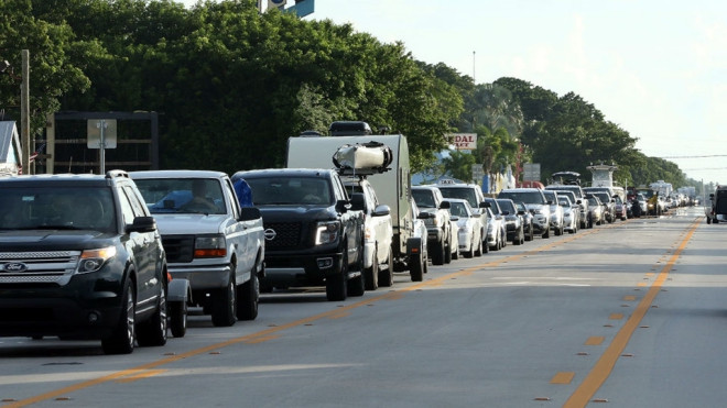 Người gốc Việt ở Florida tranh thủ bão Irma để 'nghỉ ngơi' Ảnh 2