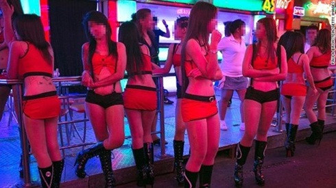 Mở 'phố đèn đỏ' ở Phú Quốc, nên hay không? Ảnh 2