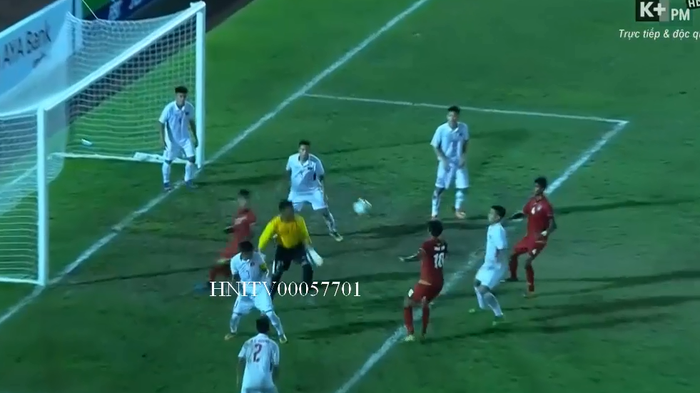 Pha bắt bóng như mơ ngủ khiến U18 Việt Nam ngậm ngùi rời giải ĐNÁ Ảnh 2