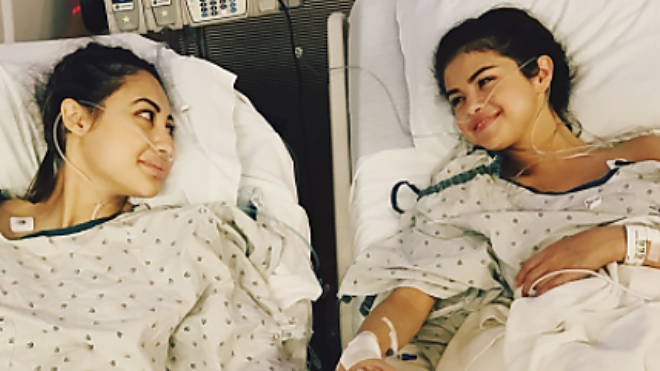 Selena Gomez đăng ảnh nằm viện, tiết lộ được bạn thân hiến thận để phẫu thuật chữa bệnh Lupus ban đỏ Ảnh 2