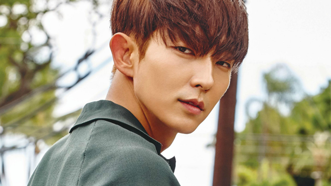 Lee Jun Ki từng bị liệt vào danh sách 'cấm vận' vì mang tư tưởng chống đối chính phủ Hàn Quốc Ảnh 2