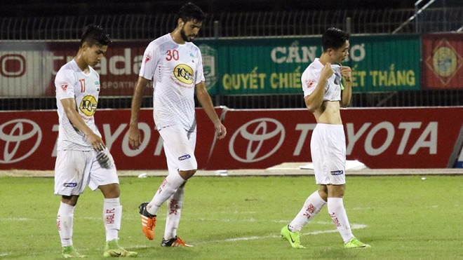 10 lần mất bóng của Công Phượng và trận thua kỳ lạ của HAGL Ảnh 2