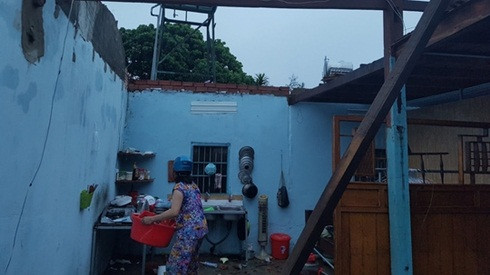 Lâm Đồng: Lốc xoáy 30 phút, hàng chục căn nhà chỉ còn lại vách Ảnh 2