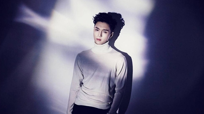 Mùa thu này, Lay (EXO) sẽ kể fan nghe 1 bí mật Ảnh 2
