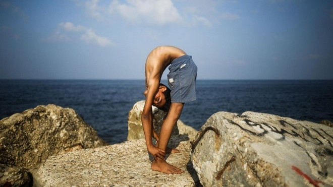 Cậu bé 'dẻo' ở Palestine Ảnh 2