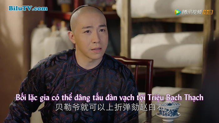 'Năm ấy hoa nở': Cuộc chiến của tiểu thư khuê các và cô gái mãi nghệ đầu đường