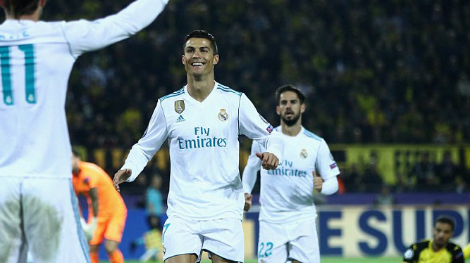 Ronaldo - 'ác mộng' có thật của các đội bóng nước Đức Ảnh 2