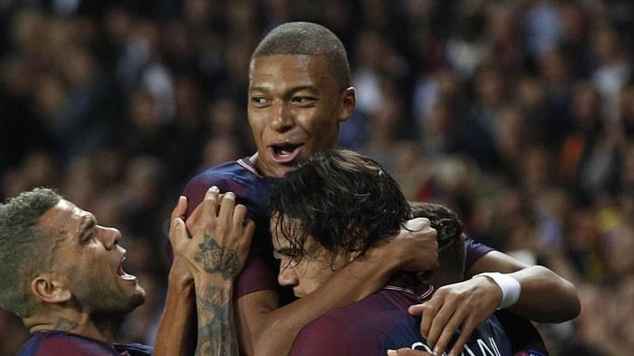 Rio Ferdinand: 'Màn trình diễn của Mbappe là phi pháp' Ảnh 2