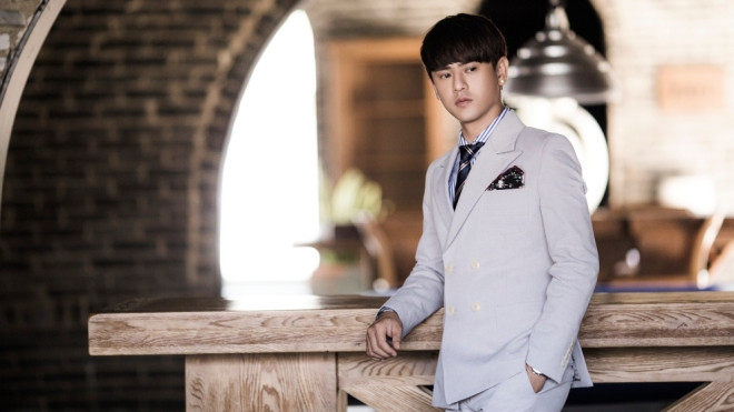 Ưng Đại Vệ bật mí đã quay xong MV tại HongKong, chuẩn bị tung loạt bài mới Ảnh 2