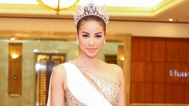 BTC HHHV Việt Nam 'giải oan' cho Phạm Hương về lùm xùm đi trễ hơn 1 tiếng, không muốn đứng ngang hàng với thí sinh Ảnh 2