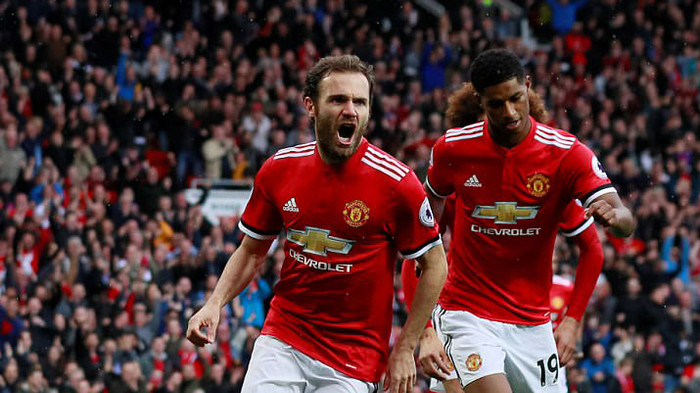 Mourinho: 'Đời HLV cực lắm, thật sướng khi có những cầu thủ như Herrera, Mata' Ảnh 2