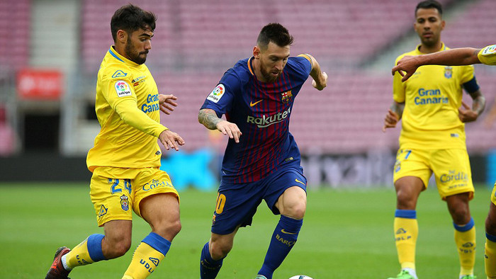 Messi ‘lên đồng’ trong ngày thánh địa Nou Camp không một bóng khán giả Ảnh 2