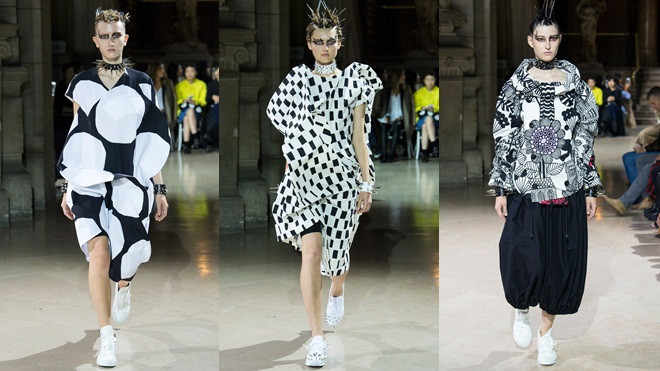 'Những viên đá thô' không cần gọt giũa toả sáng trên sàn Paris Fashion Week Ảnh 2