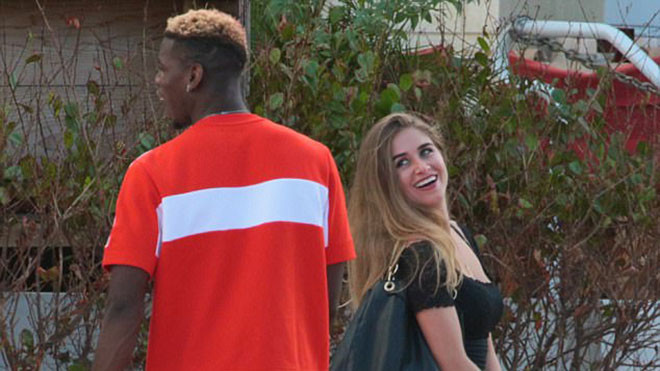 Đang chấn thương, Paul Pogba sang Mỹ rong chơi với người đẹp tóc vàng Ảnh 2