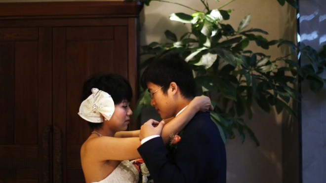 Càng học cao, phụ nữ Trung Quốc càng thích lấy 'phi công trẻ' Ảnh 2