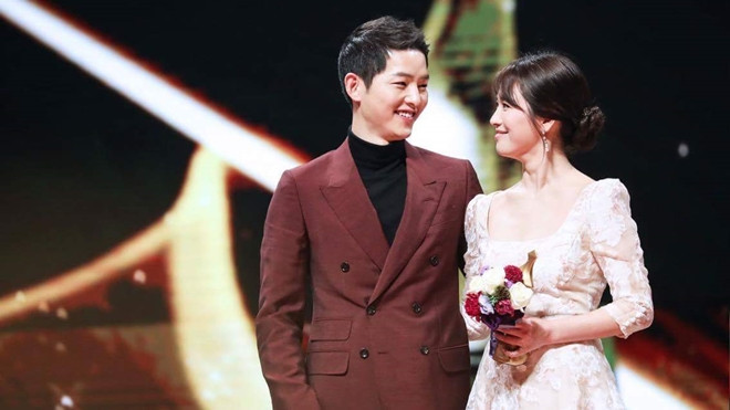 Song Joong Ki ngọt ngào nịnh vợ: 'Vì có cô ấy nên tôi là người hạnh phúc nhất' Ảnh 2