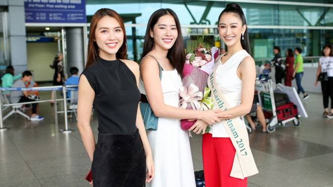‘Hội chị em’ Tường Linh, Nam Em vui vẻ ra sân bay tiễn Hà Thu lên đường thi Miss Earth 2017 Ảnh 2