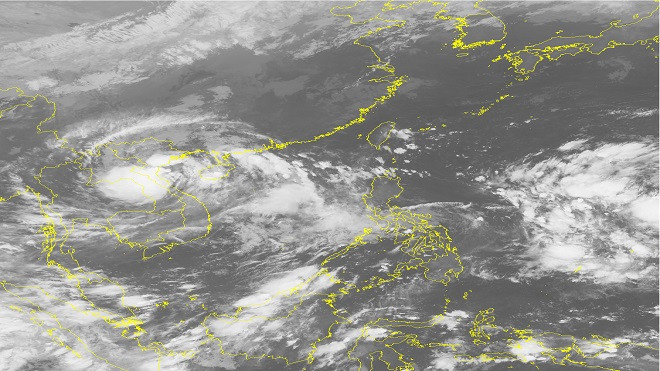 Áp thấp với sức gió mạnh cấp 9 đổ bộ Hà Tĩnh - Quảng Bình Ảnh 2