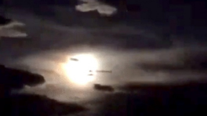 Mảnh vỡ thiên thạch được hét giá trên trời 70 triệu đồng/kg gây xôn xao Trung Quốc Ảnh 2