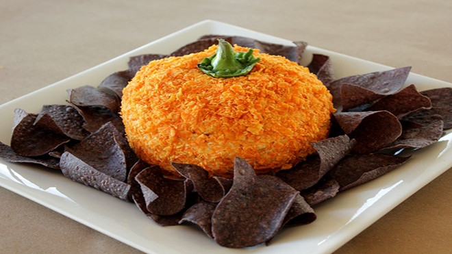 Món ngon Halloween: Cách làm phô mai bí đỏ dễ như trở bàn tay Ảnh 2