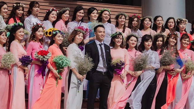 Tâm sự 'nghìn like' của 'Thanh niên tốn quà 20-10 nhiều nhất năm' Ảnh 2