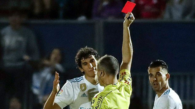 Fuenlabrada 0-2 Real Madrid: Ronaldo được nghỉ trong trận cầu 2 thẻ đỏ Ảnh 2